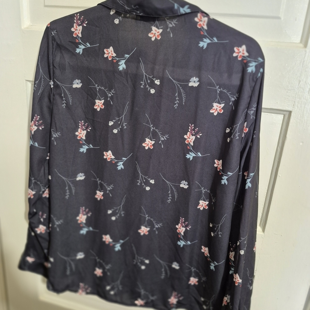 NWT Mevo Concept Floral Button Front Blouse | Size 42 | Made in Turkey - Picture 7 of 7